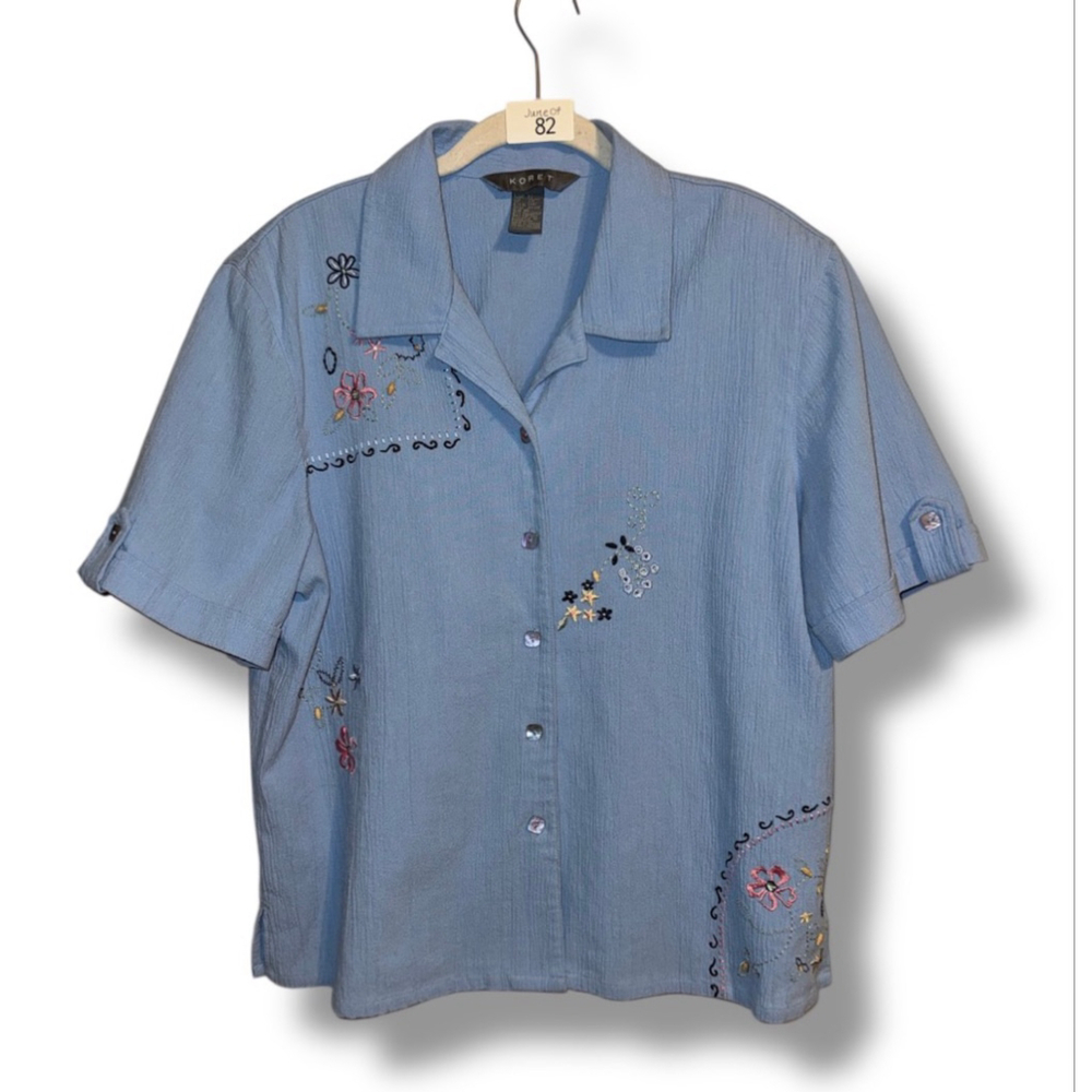 Vintage Koret XL Embroidered Floral Top Cottagecore Coastal Grandma Button Up